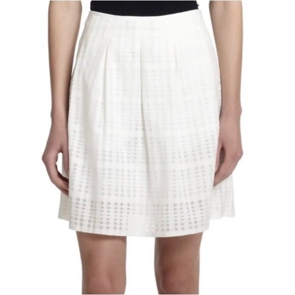Vince Women’s cotton preppy white pleated skirt size 12. New with tags! 😍 - Picture 3 of 11